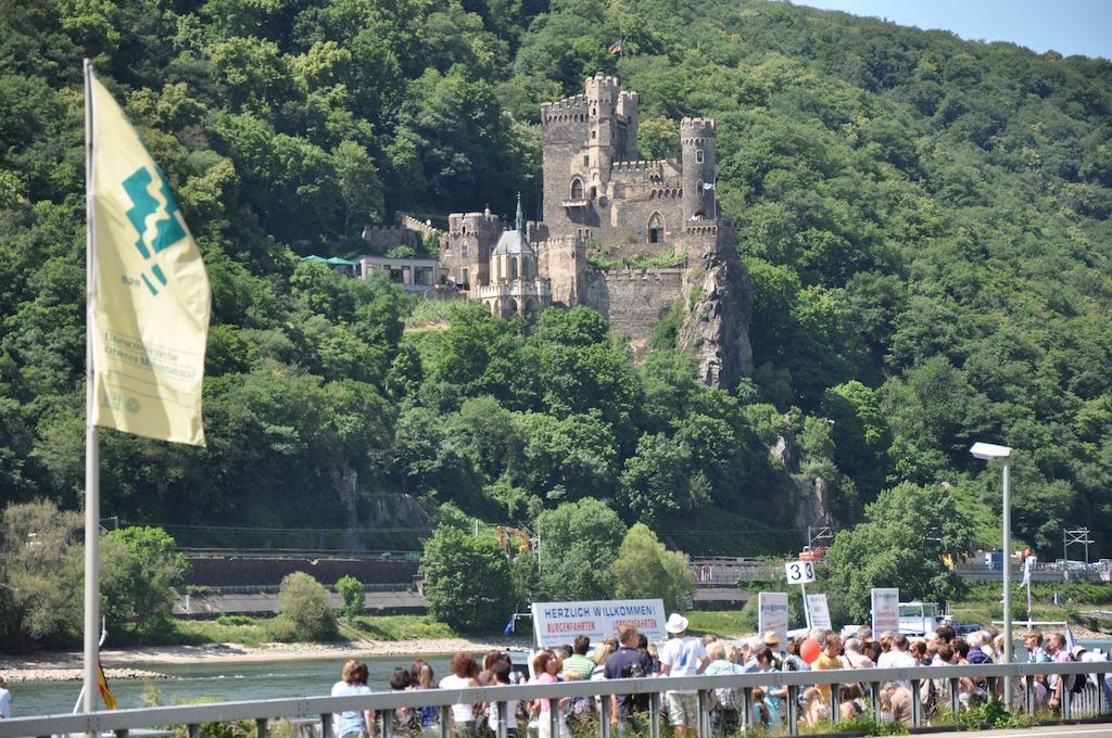 Hotel Gasthof Schuster und Gästehaus Rüdesheim am Rhein Exterior foto